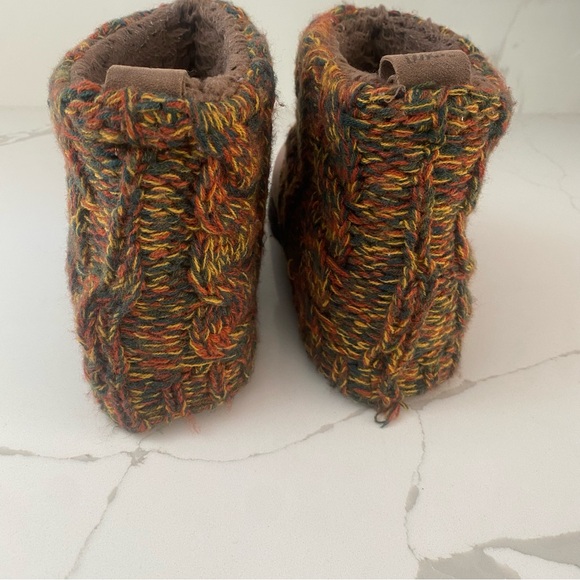 MUK LUKS PATTI CABLE SWEATER CUFF WATER RESISTANT BROWN ANKLE BOOT  SIZE… - Picture 3 of 9